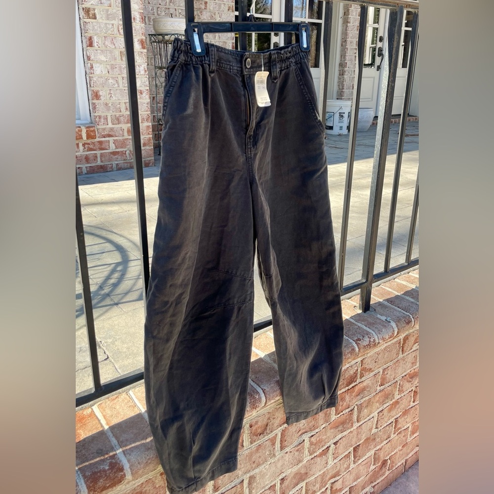 NWT Aerie Barrel Leg Muted Black Pants - Picture 2 of 5
